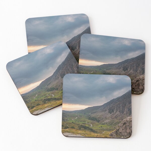 Artikelvorschau, Pen yr Ole Wen und das Ogwen Valley entworfen und verkauft von Dan Santillo.