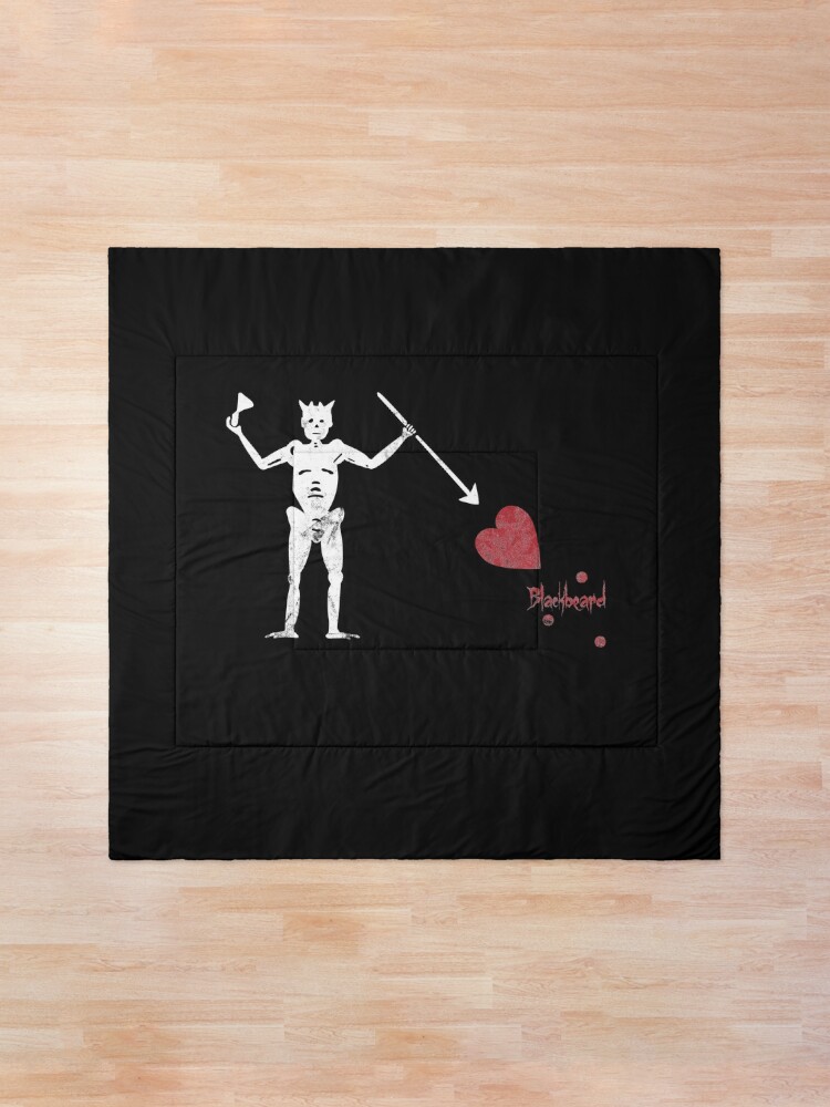 Alternate view of Pirate Flag of Blackbeard Jolly Rodger Fans Original Love Heart Blackbeard Flag Graphic Comforter