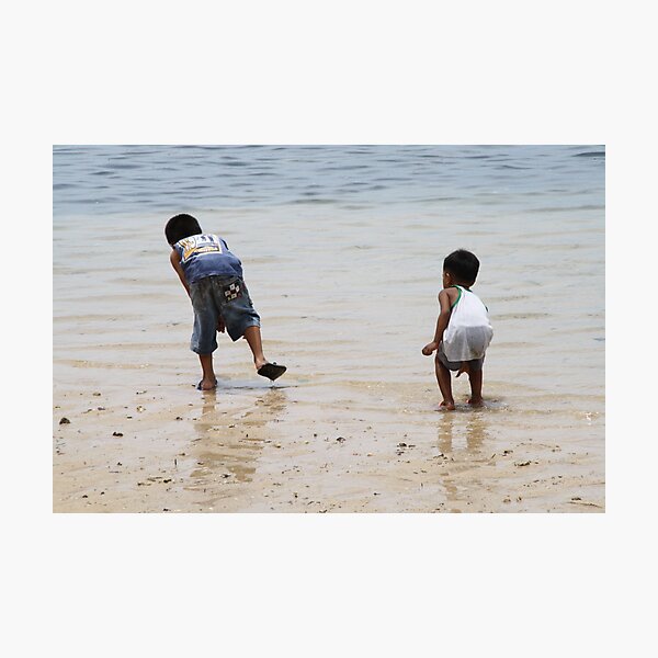 Children on the beach Photographic Print