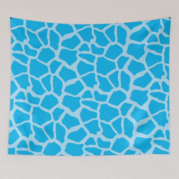 Artikelvorschau, Giraffen-Druck-helles Blau entworfen und verkauft von Rainbows Galore.