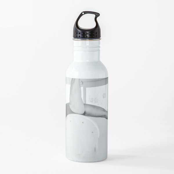 Pure Pilates with your teacher Ivana. Look great in Ibiza Water Bottle