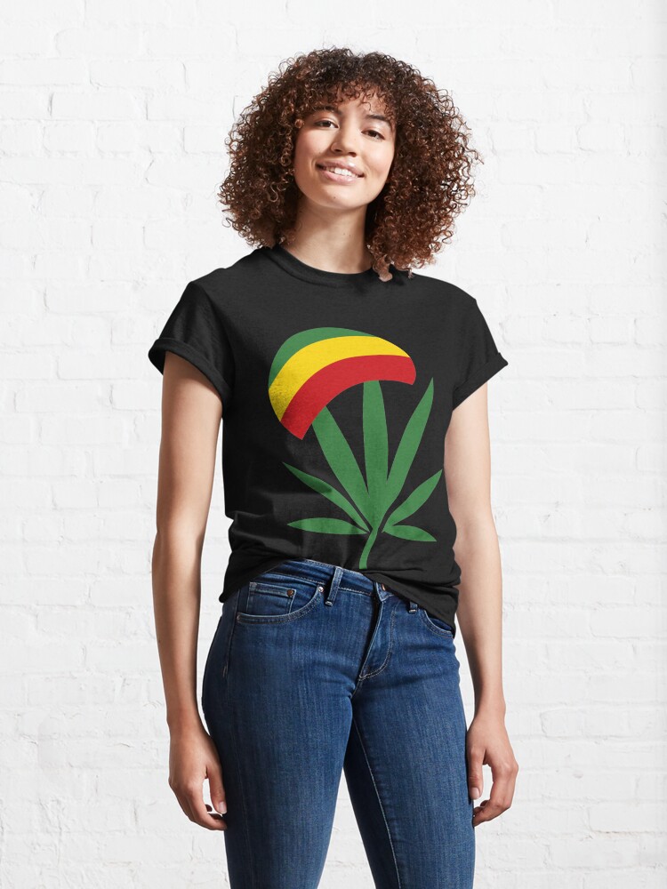 Alternate view of Reggae cannabis leaf Classic T-Shirt