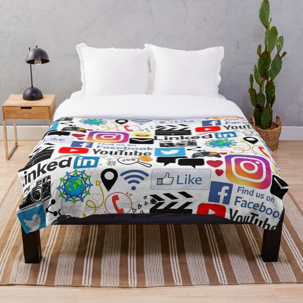 Item preview, Amantes de las redes sociales designed and sold by SoukainaAl.