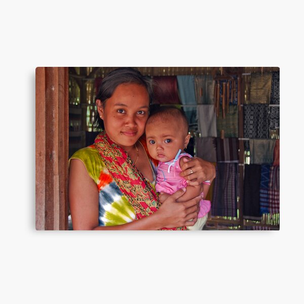 The sarong saleswoman and her baby Canvas Print