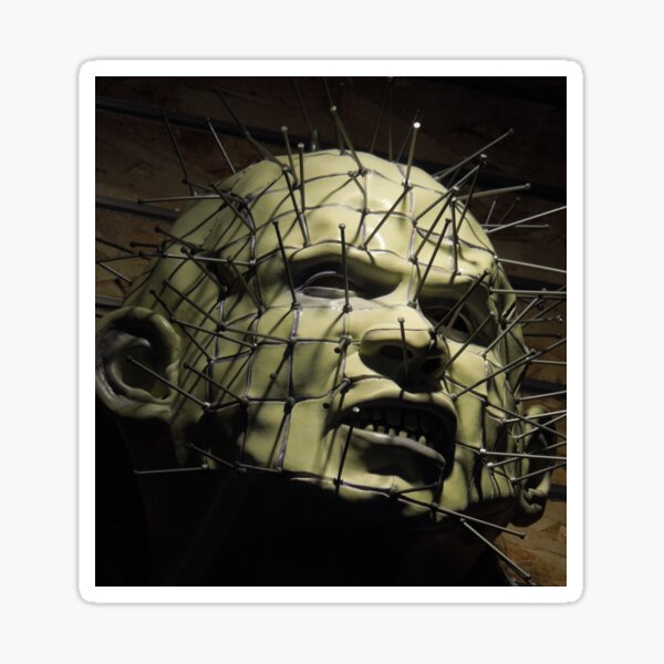 Aperçu de l'œuvre Scary Halloween Mask..... créée et vendue par DonnaMoore.