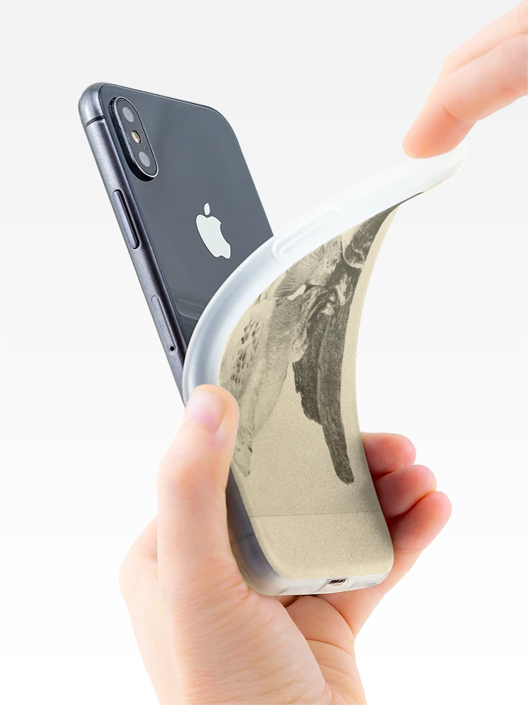 Aperçu 4 sur 5. Coque iPhone avec l'œuvre The mushroom book... créée et vendue par Rodeoclash.