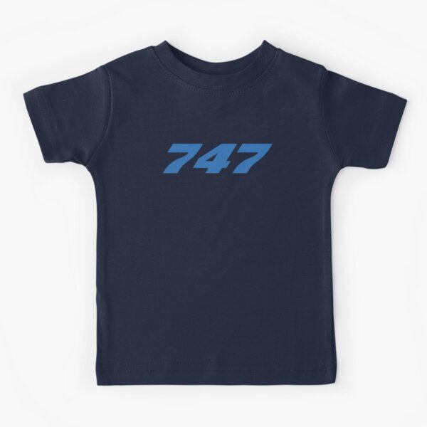 Vista previa del artículo con la obra «Boeing 747 (azul, horizontal)», diseñado y vendido por Fly Buy Wear.
