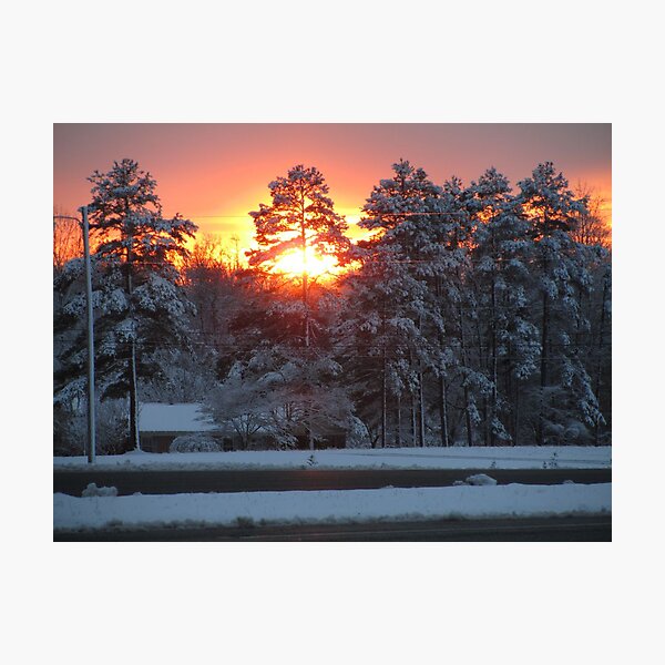Artikelvorschau, Sunset Into the Snow entworfen und verkauft von Jaclyn Hughes.