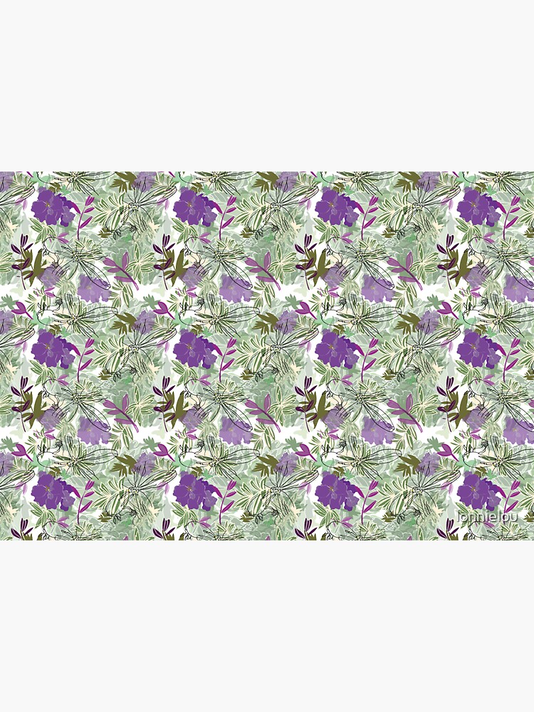 Purple flower by lonnielou