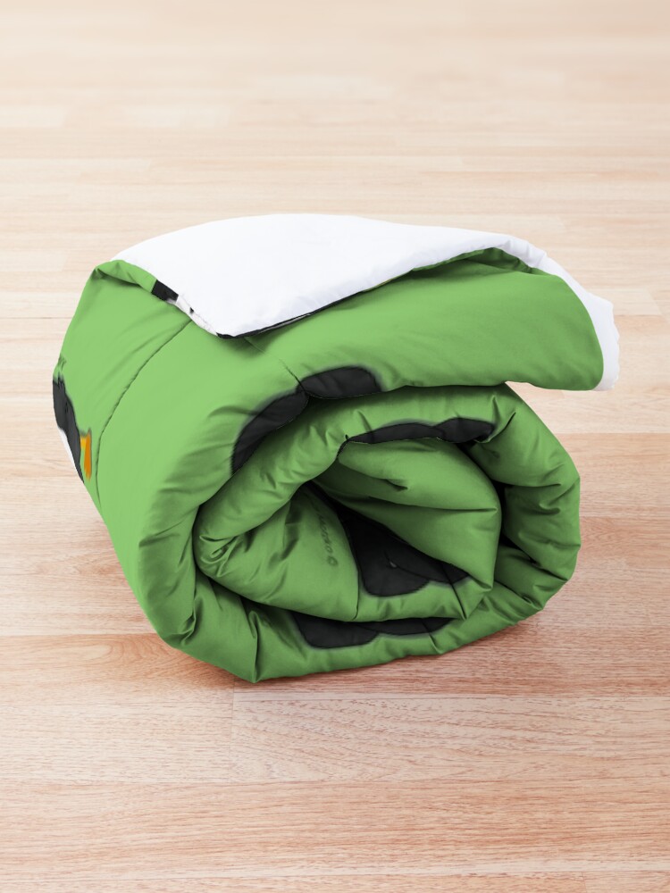 Alternate view of Penguin Laying on the grass Comforter