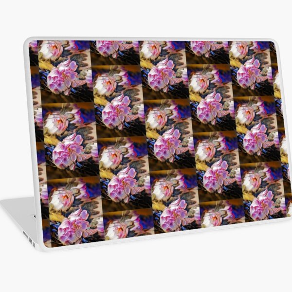 Blossoming! Laptop Skin