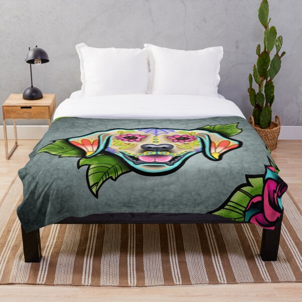 Artikelvorschau, Tag des toten Golden Retriever Sugar Skull Dog entworfen und verkauft von Pretty In Ink.