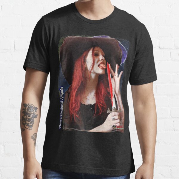 Live Undead: Vampire Pirate w/Dagger - No Text Version Essential T-Shirt