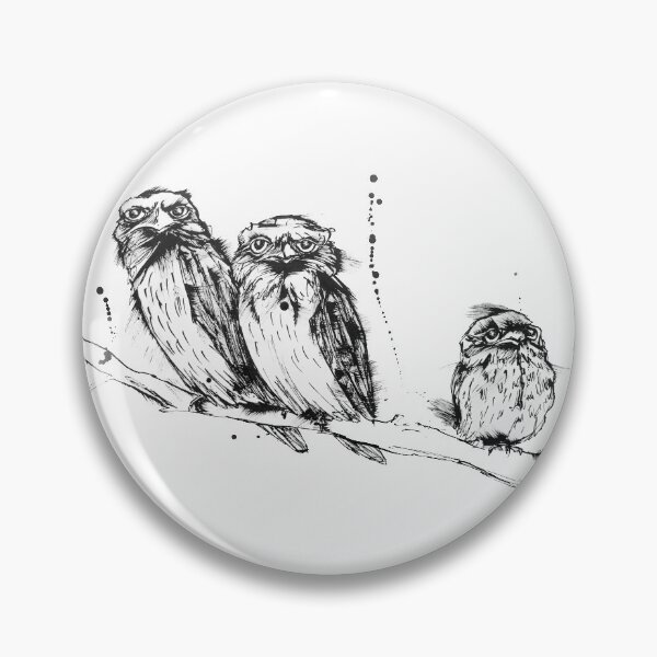 Aperçu de l'œuvre Je ne suis pas ici - 3 fantastiques oiseaux Tawny Frogmouth créée et vendue par Running Duck Studio.