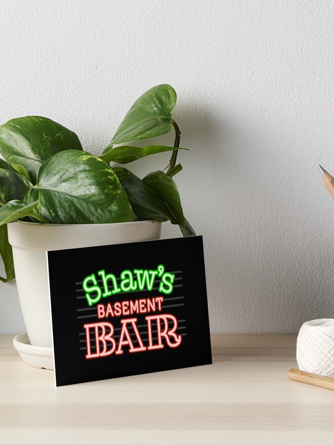 Thumbnail 1 von 2, Galeriedruck, Brooklyn Nine Nine Shaws Bar designt und verkauft von gecko79.