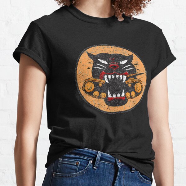 WW2 Tank Destroyer Division Panther Patch Distressed Classic T-Shirt