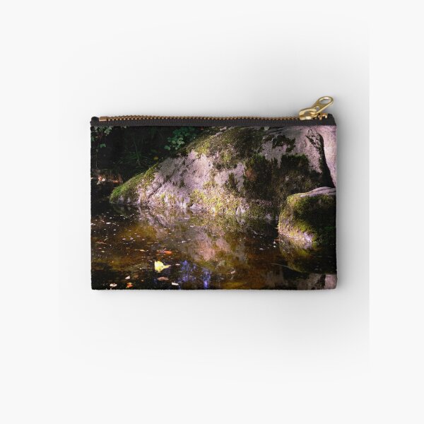 Item preview, Shadowy Corner designed and sold by Mallorn.