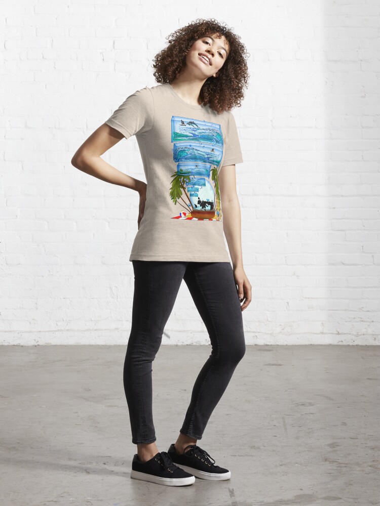 Alternate view of DESKTOP PARADISE Essential T-Shirt