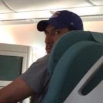 Imagen de la obra Adam Driver en el avión de yatokamisama