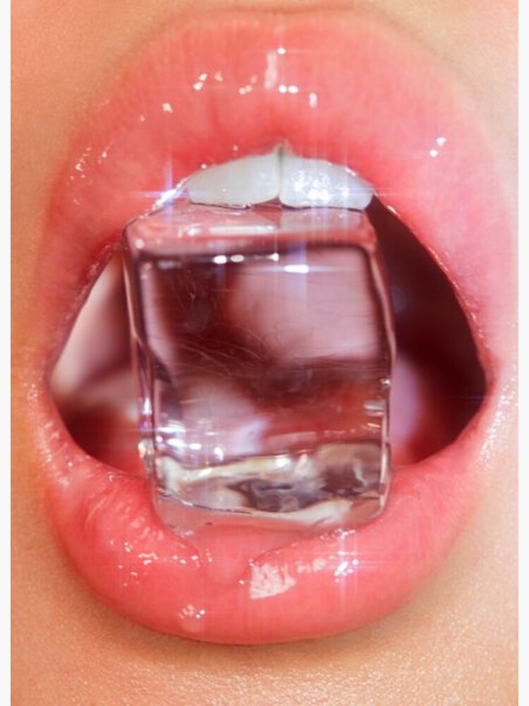 GLOSSY LIPS by Sophiabartoli03