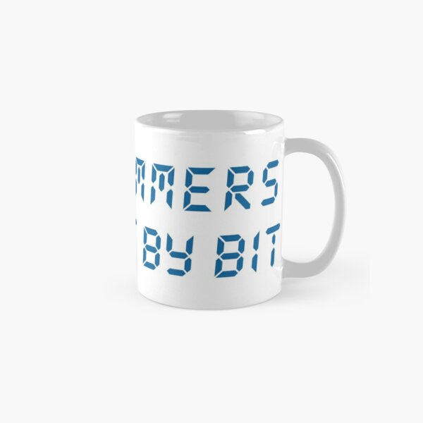 Programmers do it bit by bit (mug) Classic Mug