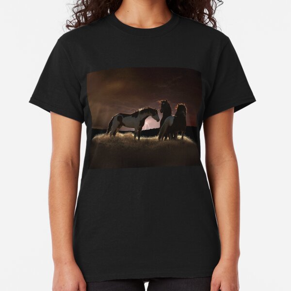Captain in the storm Classic T-Shirt