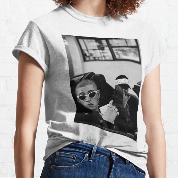 Bad Bunny Car Camiseta clásica