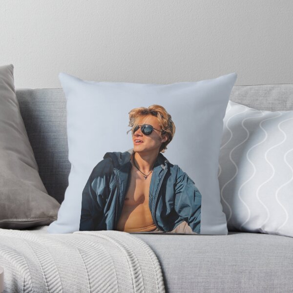 rudy pankow Throw Pillow