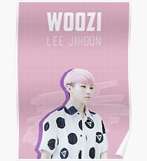 Siebzehn - Rosa Woozi Poster