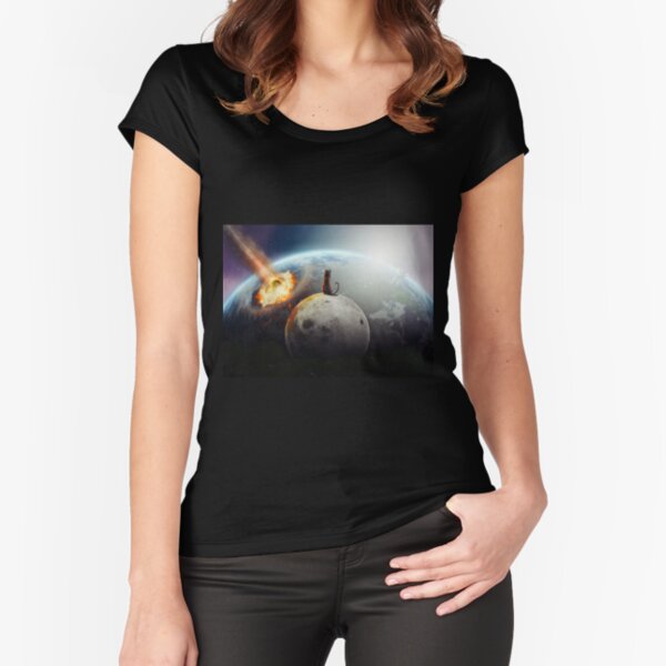 Fitted Scoop T-Shirt
