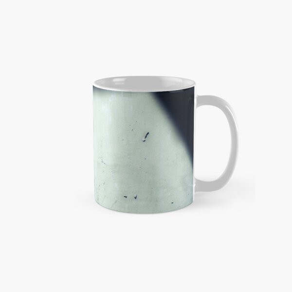 Appreciation of the ingenuous integrity of natural objects Classic Mug