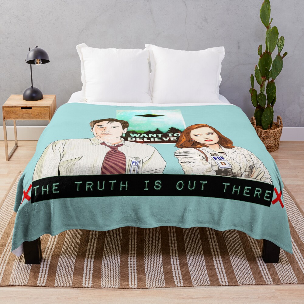 The X files the truth is out there I want to believe by Mimie Throw Blanket