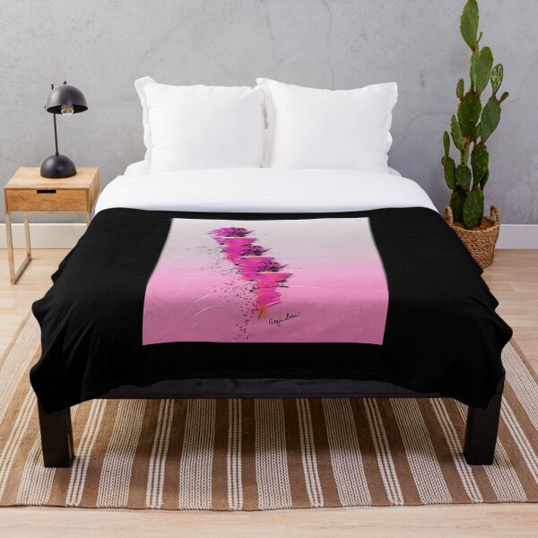 Artikelvorschau, Modeillustration von Modellen im heißen rosa, rosa Hintergrund entworfen und verkauft von PetaJaneDesigns.