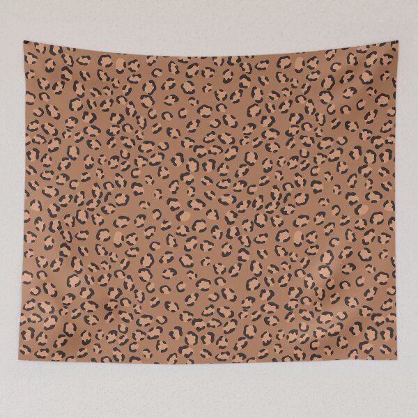 Artikelvorschau, Grafischer nackter Leoparden-Druck entworfen und verkauft von kjanedesigns.