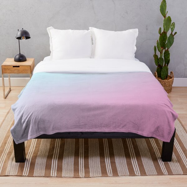 Artikelvorschau, Pastell Light Pale Cyan Blue und Soft Light Pink Gradient Ombré entworfen und verkauft von Gsallicat.