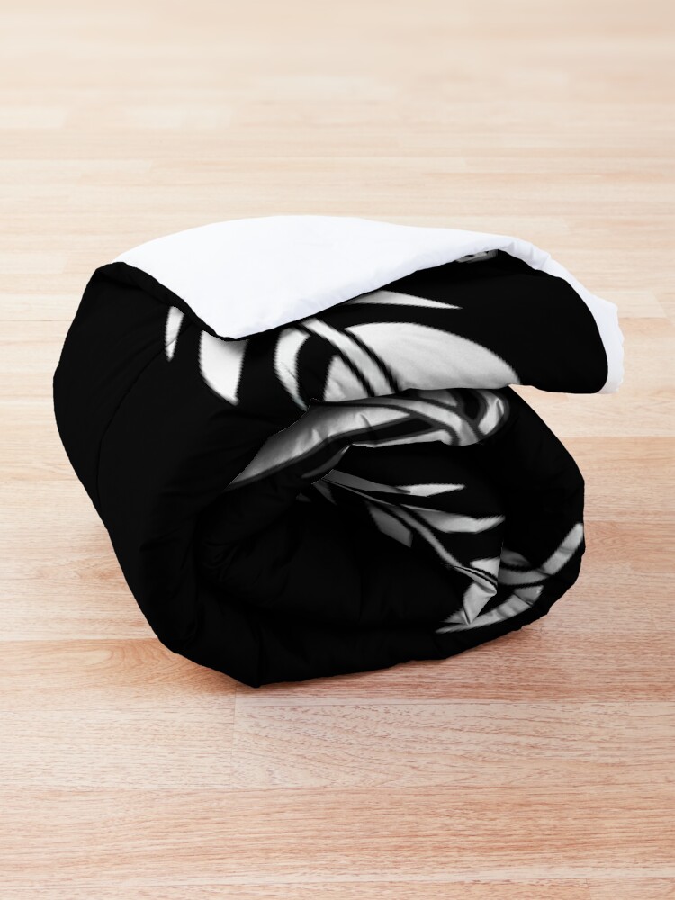 Alternate view of Black and White Feathers || Birds || Pattern Comforter