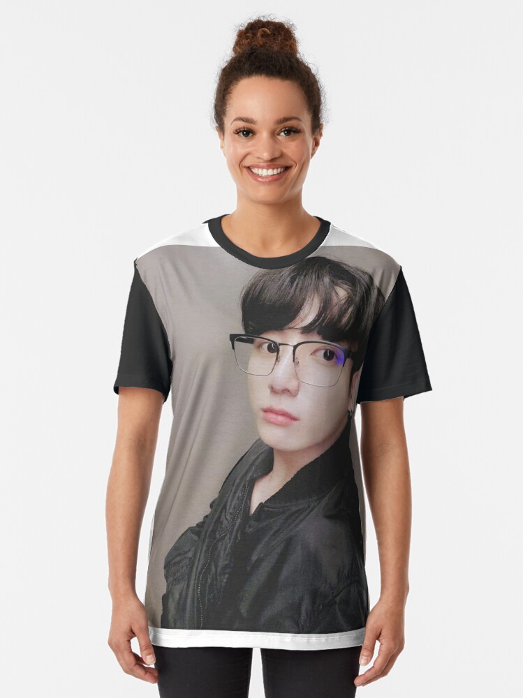 BTS JUNGKOOK Selfie  Lightweight Sweatshirt for Sale by Destsuarez999