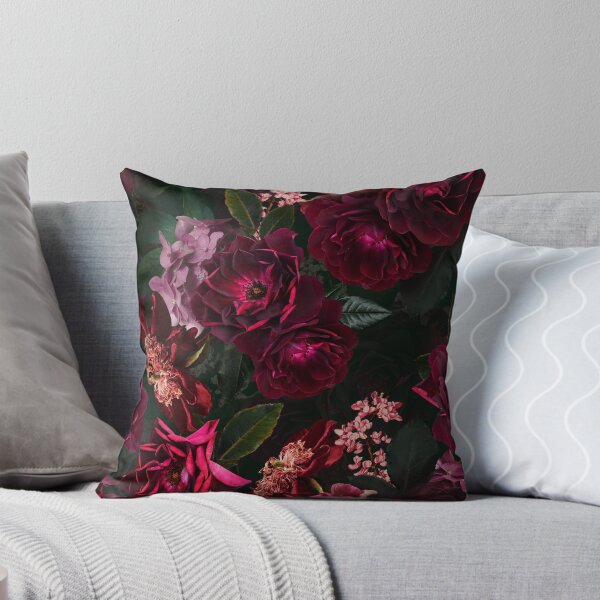 Aperçu de l'œuvre Fleur botanique antique de minuit Rose Jardin botanique de nuit Jardin de nuit créée et vendue par UtArt.