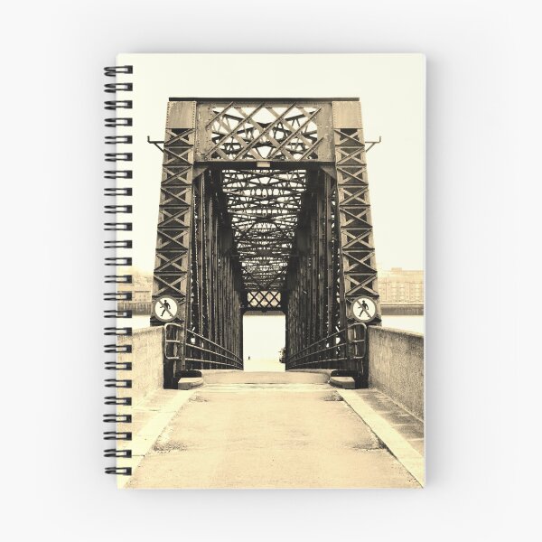 Artikelvorschau, Eine Brücke in Tilbury, Essex, England entworfen und verkauft von golan22may.