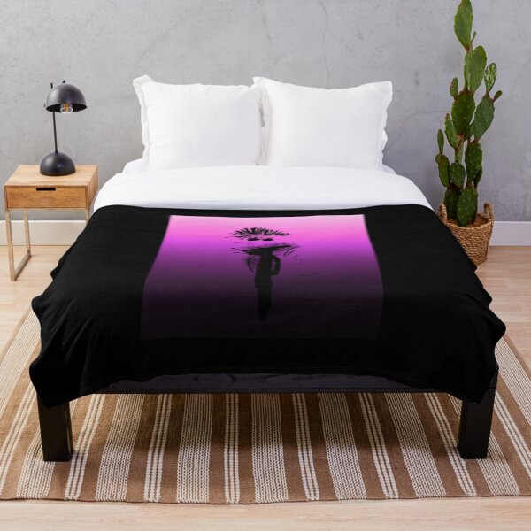 Artikelvorschau, Atemberaubende Modemodellillustration in der schwarzen Spitze mit rosa bis violettem Hintergrund entworfen und verkauft von PetaJaneDesigns.