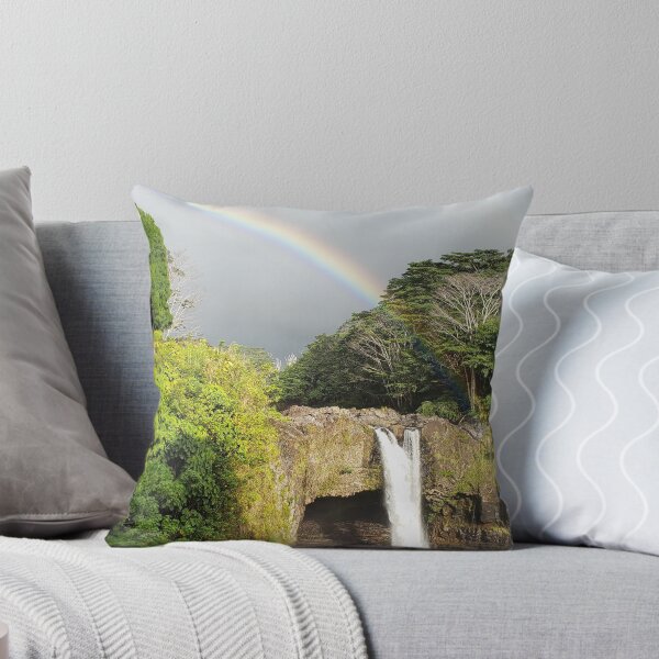 Rainbow at Rainbow Falls Throw Pillow
