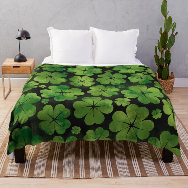 Vista previa del artículo con la obra «Lucky Shamrock Patrón de trébol de cuatro hojas Acuarela», diseñado y vendido por k9printart.