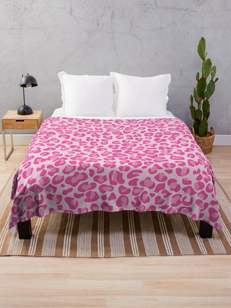 White leopard 2024 print blanket