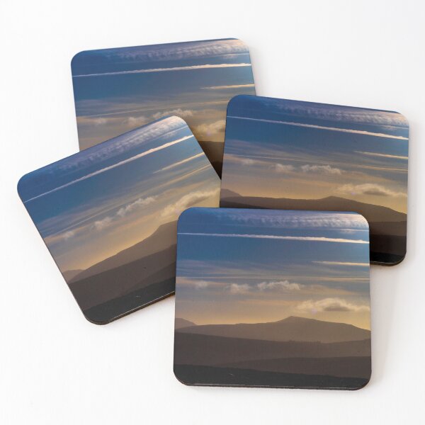 Aperçu de l'œuvre A Dales Skyline créée et vendue par MJ-Piccys.