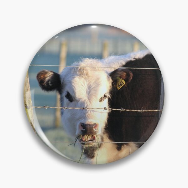 Artikelvorschau, Frosty Bull Kalb entworfen und verkauft von KarenWoodArt.