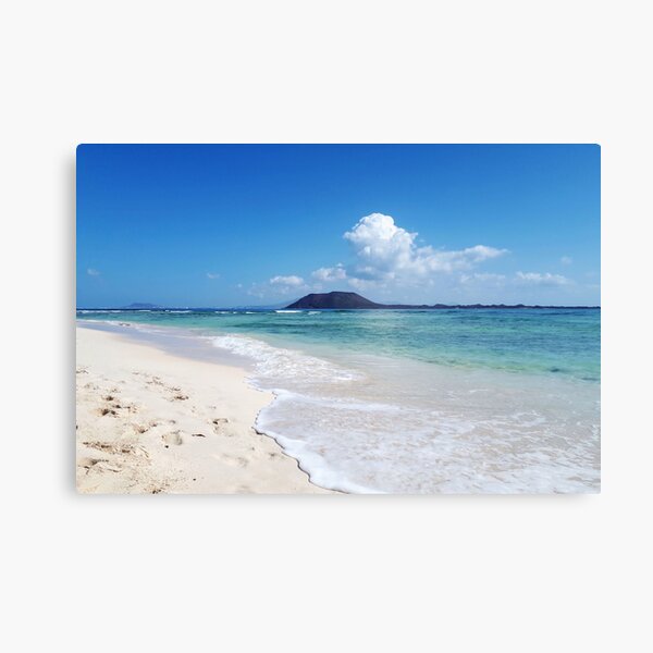 Bức tranh Canvas Print Corralejo sẽ khiến bạn nhớ đến bức tranh mặt trời đang lặn ở bãi biển Corralejo, nơi có những cảnh quan tuyệt đẹp và cát trắng như tuyết. Với chất lượng in ấn chuyên nghiệp, bức tranh này sẽ là điểm nhấn hoàn hảo cho bất kỳ không gian nào.