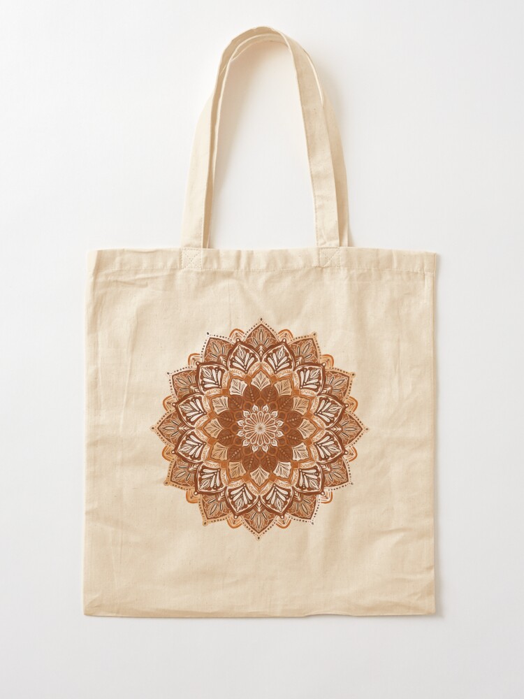Bolsa de tela for Sale con la obra «Boho Mandala en monocromo
