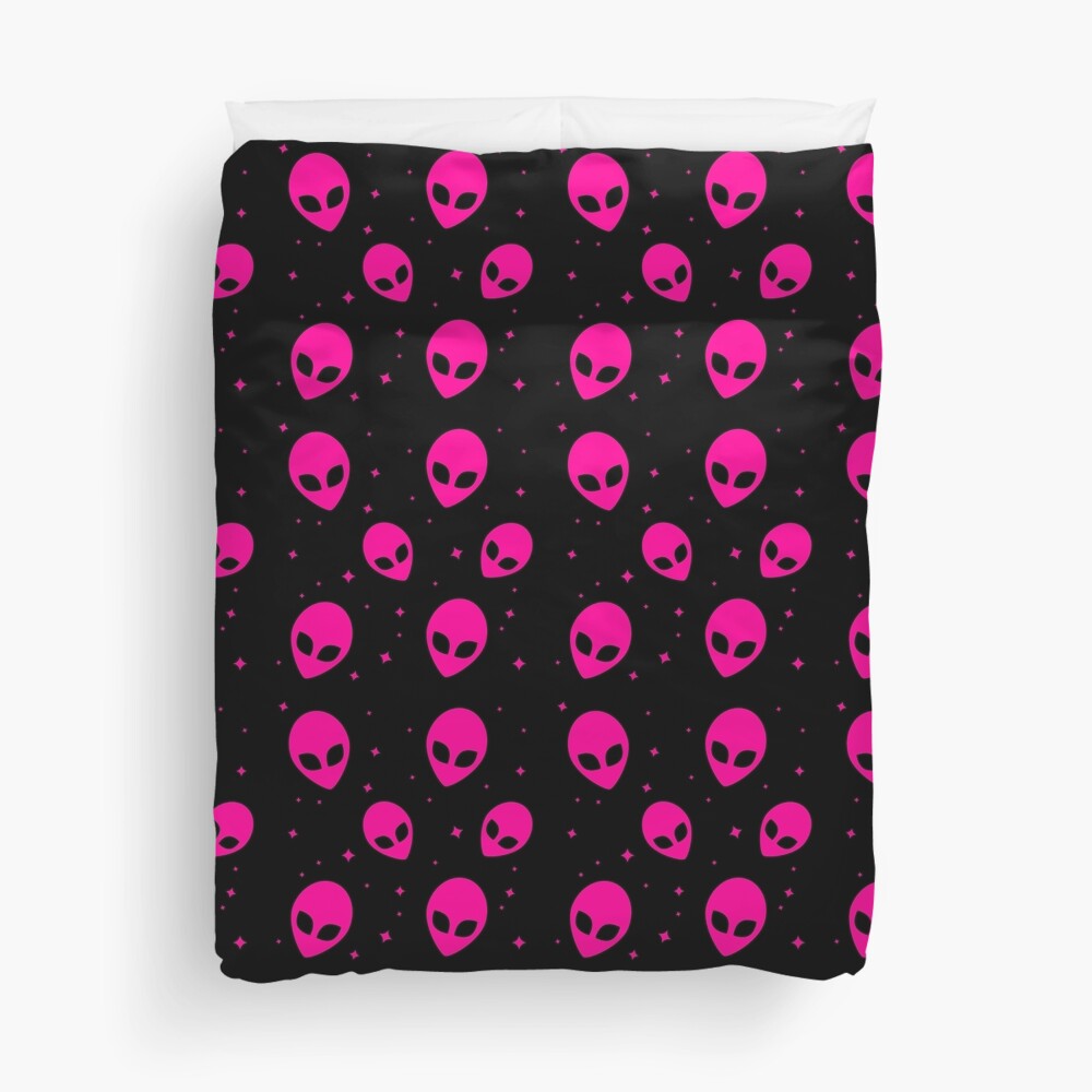 Pink soft aesthetic alien pattern | Duvet Cover