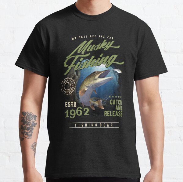 Musky Vintage Fishing Artwork Classic T-Shirt