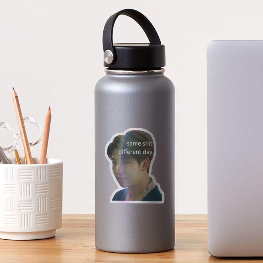 Artikel-Vorschau von Holografischer Sticker, designt und verkauft von bagtag101.